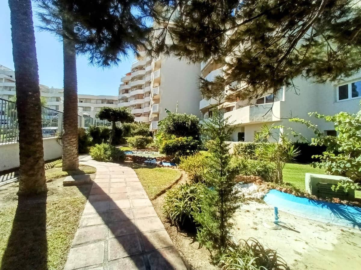 Studio til salg i Benalmadena Costa - € 266.000 (Ref: 9386772)