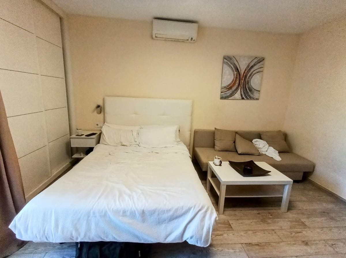 Studio for sale in Benalmadena - € 266,000 (Ref: 9386772)