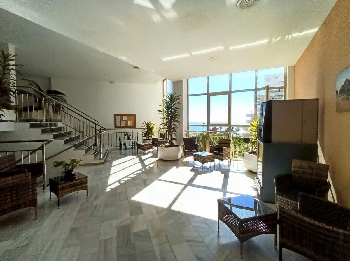 Studio for sale in Benalmadena - € 266,000 (Ref: 9386772)