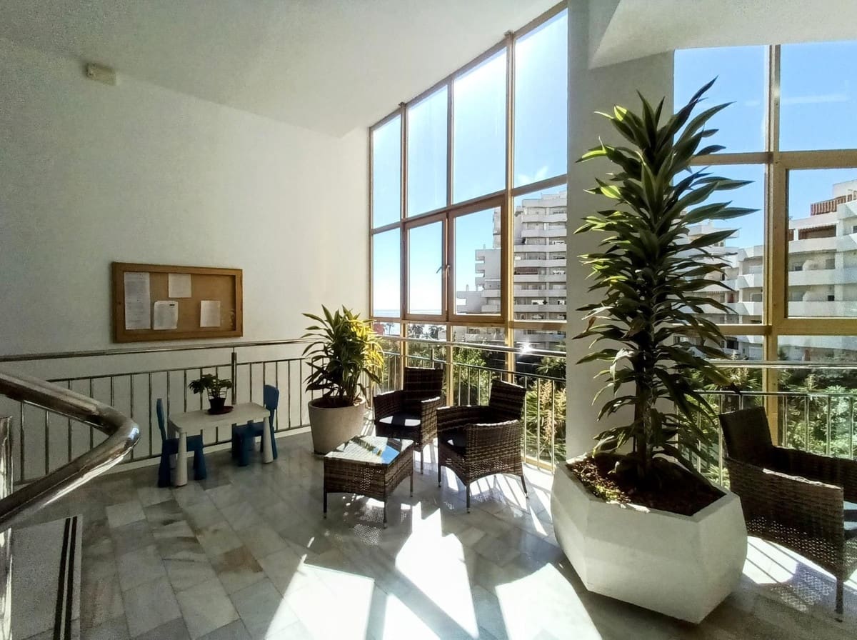 Studio for sale in Benalmadena - € 266,000 (Ref: 9386772)