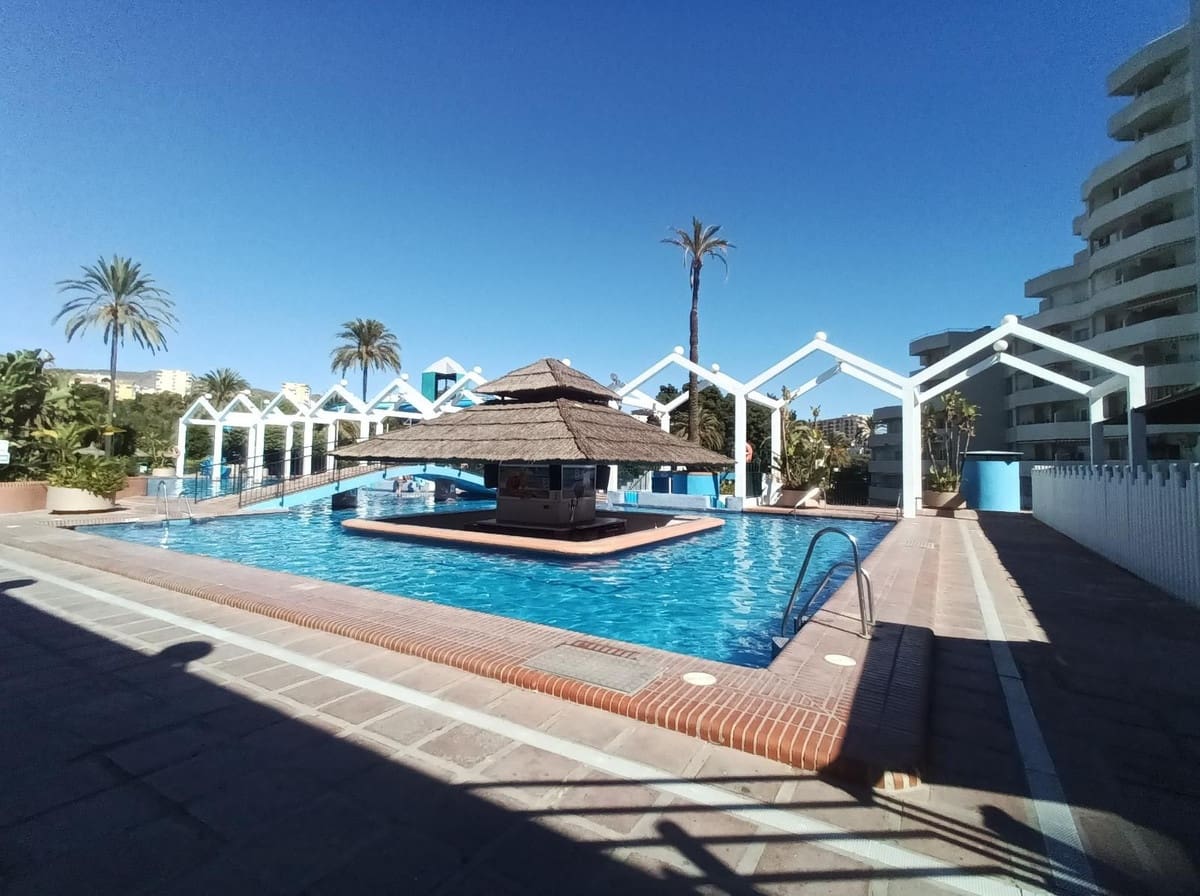 Studio for sale in Benalmadena - € 266,000 (Ref: 9386772)