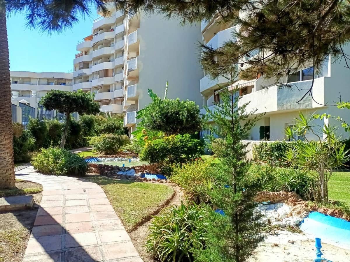 Studio for sale in Benalmadena - € 266,000 (Ref: 9386772)