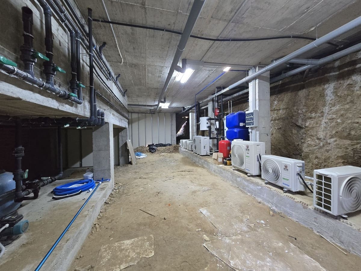 4 makuuhuone Huvila myytävänä paikassa La Mairena - 1 599 000 € (Ref: 9386773)