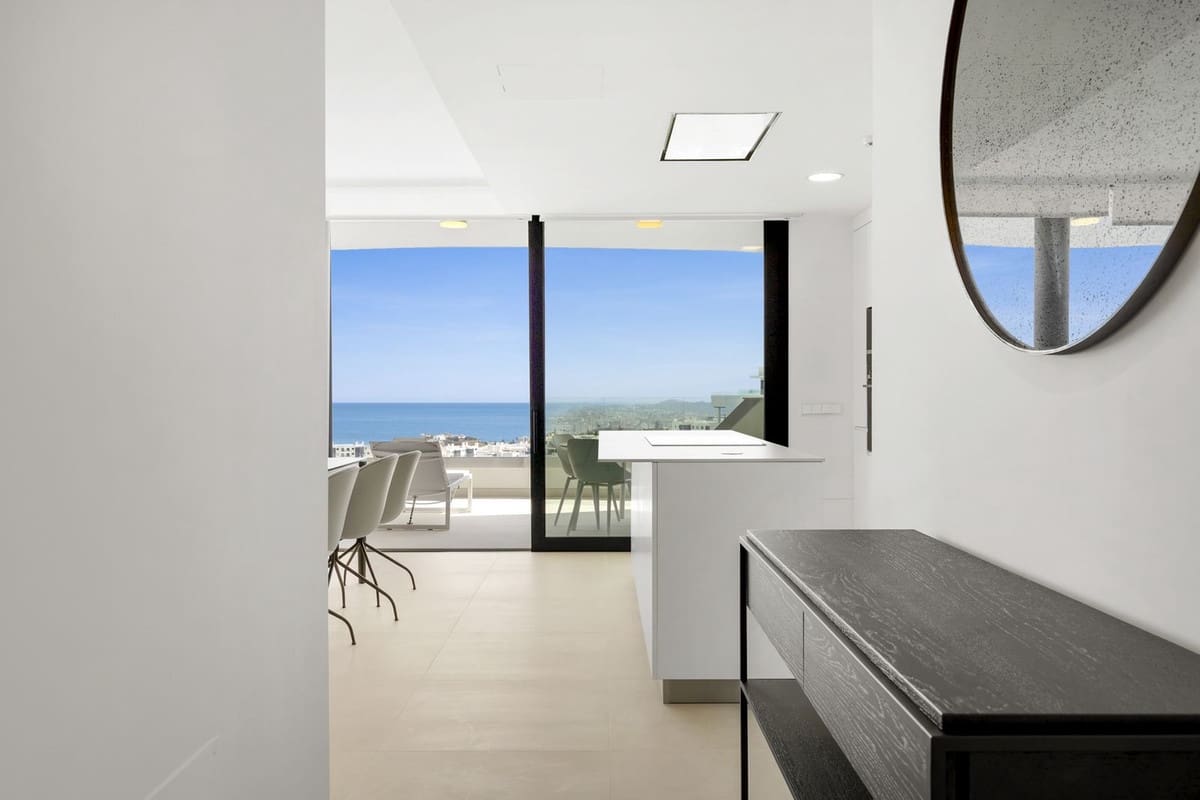 Apartamento de 2 habitaciones en Fuengirola en venta - 598.000 € (Ref: 9386774)