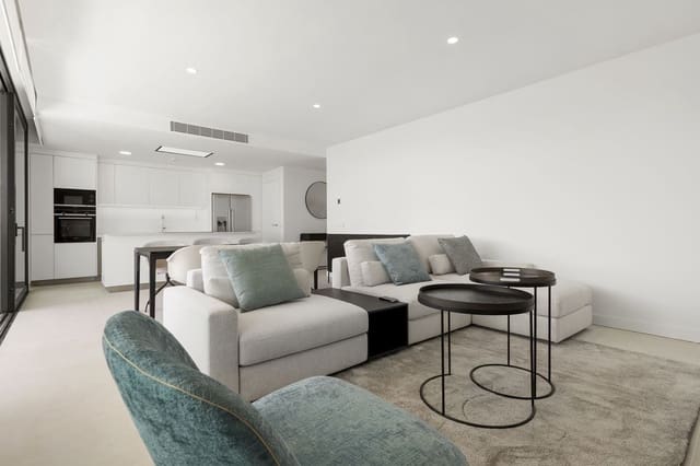 Apartamento de 2 habitaciones en Zona Puerto Deportivo, Fuengirola en venta - 598.000 € (Ref: 9386774)