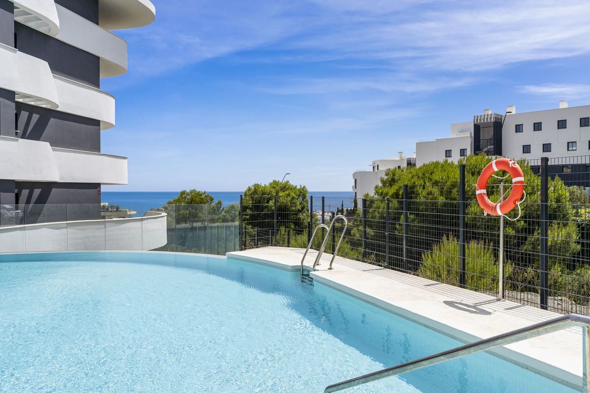 Apartamento de 2 habitaciones en Fuengirola en venta - 598.000 € (Ref: 9386774)