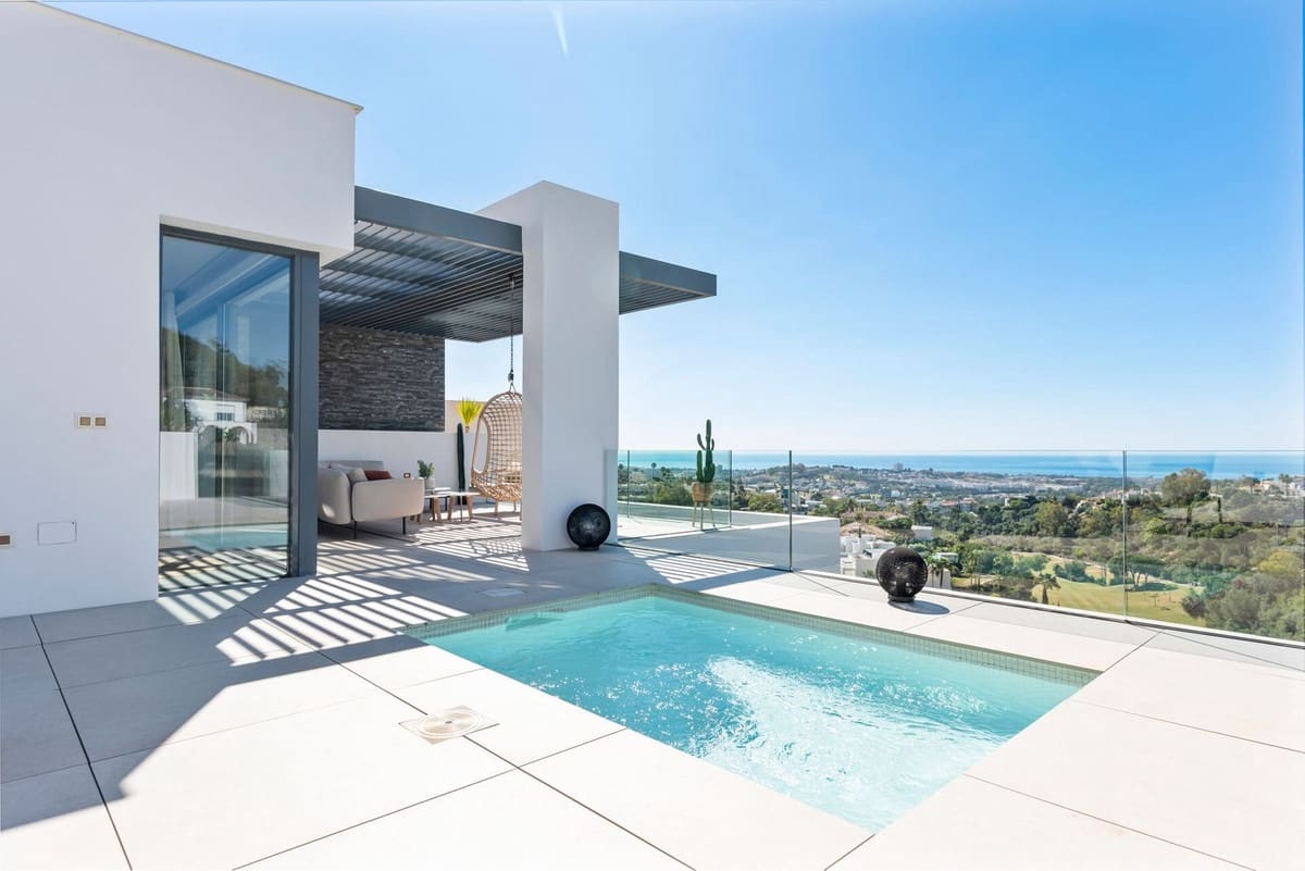 4 soveværelse Penthouse til salg i Benahavis - € 1.750.000 (Ref: 9386776)