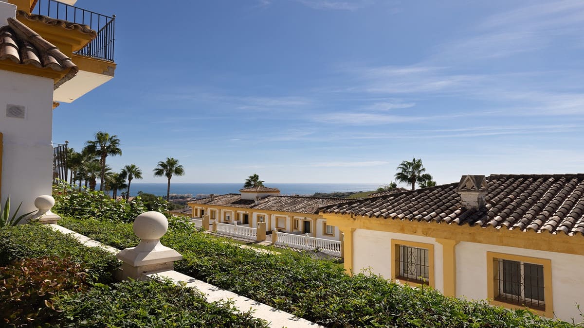 3 bedroom Townhouse for sale in Manilva - € 399,000 (Ref: 9386806)