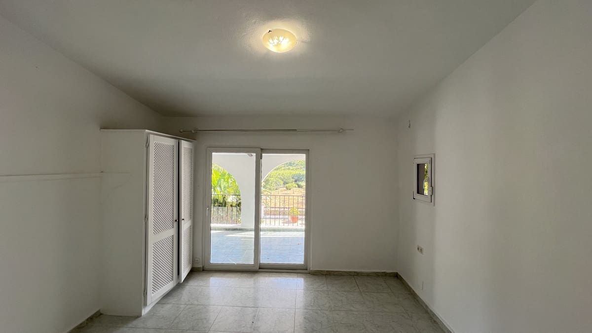 3 Zimmer Finca/Landgut zu verkaufen in La Duquesa / Puerto de la Duquesa - 675.000 € (Ref: 9386807)