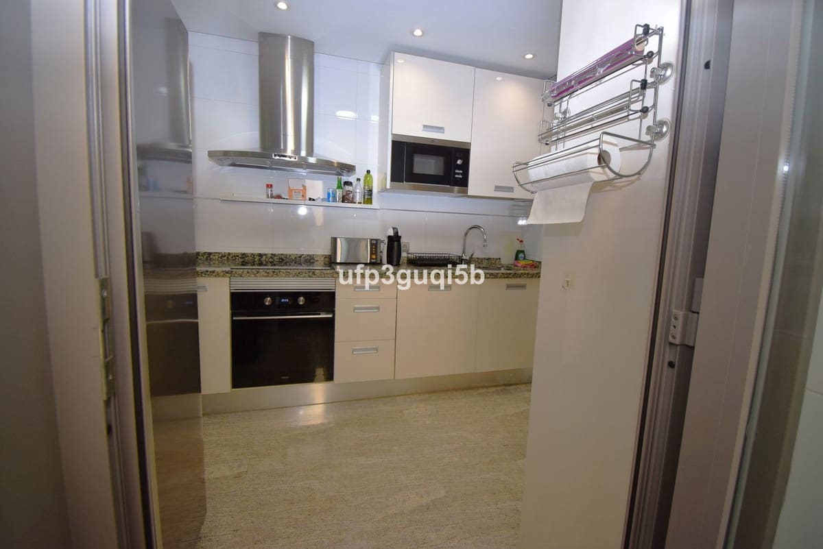 3 makuuhuone Huoneisto myytävänä paikassa Torremolinos - 369 000 € (Ref: 9386809)