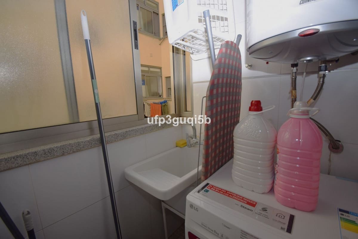 3 makuuhuone Huoneisto myytävänä paikassa Torremolinos - 369 000 € (Ref: 9386809)