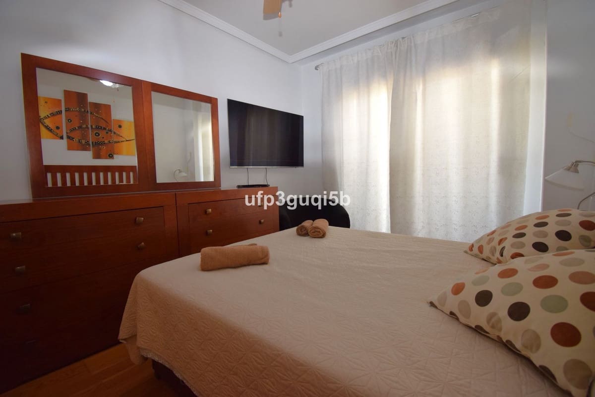 3 makuuhuone Huoneisto myytävänä paikassa Torremolinos - 369 000 € (Ref: 9386809)