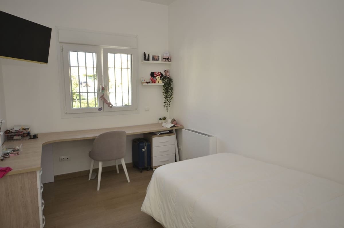 4 soverom Villa til salgs i Manilva - € 1 850 000 (Ref: 9386820)