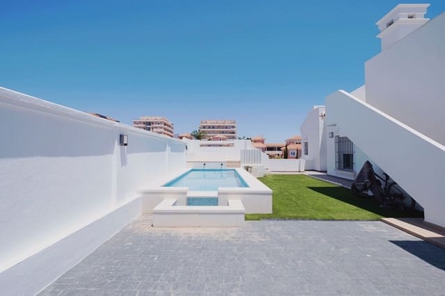 4 Zimmer Villa zu verkaufen in Manilva Pueblo, Manilva mit Pool - 1.850.000 € (Ref: 9386820)