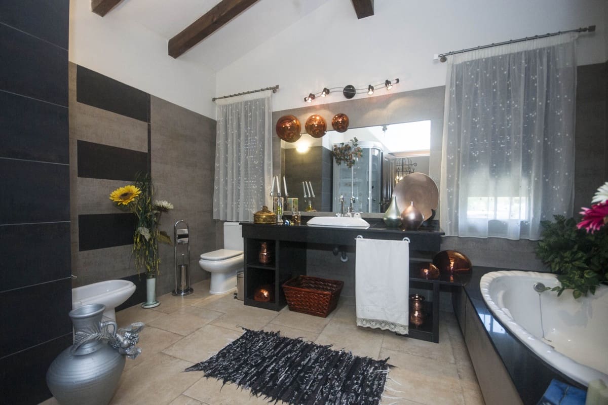 5 Zimmer Villa zu verkaufen in Coin - 899.000 € (Ref: 9386828)