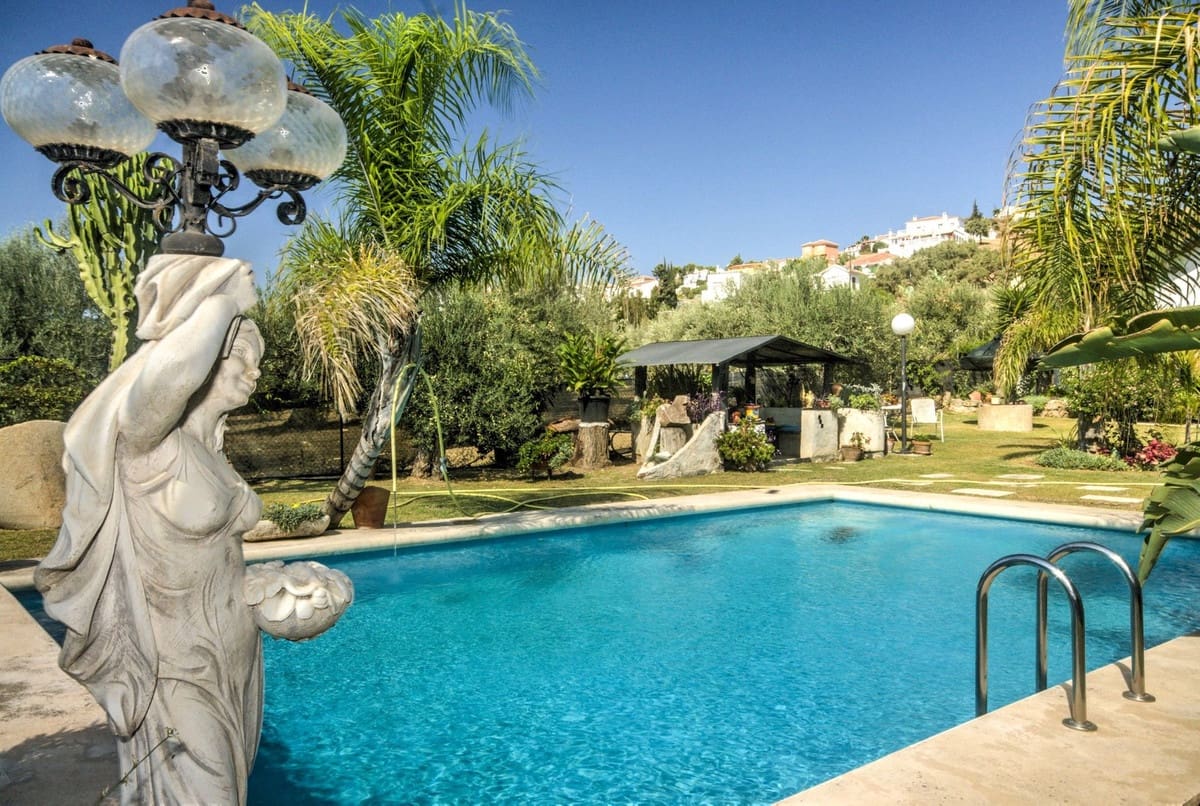 5 Zimmer Villa zu verkaufen in Coin - 899.000 € (Ref: 9386828)