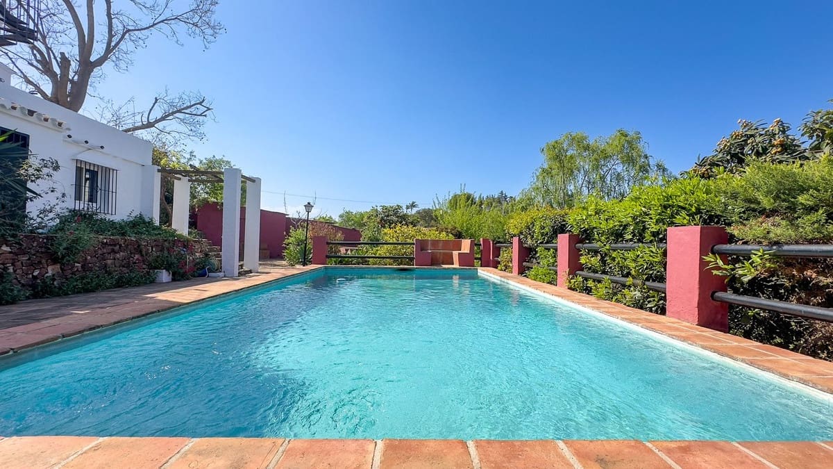 3 bedroom Finca/Country House for sale in Alhaurin el Grande - € 680,000 (Ref: 9386830)