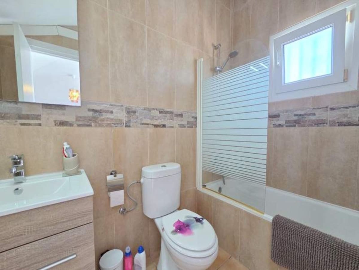 5 soverom Villa til salgs i Manilva - € 595 000 (Ref: 9386834)