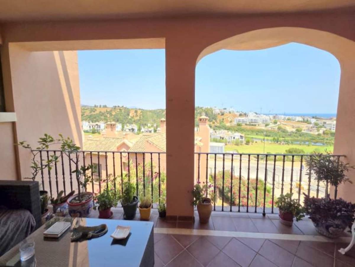 3 makuuhuone Omakotitalo myytävänä paikassa Estepona - 445 000 € (Ref: 9386835)