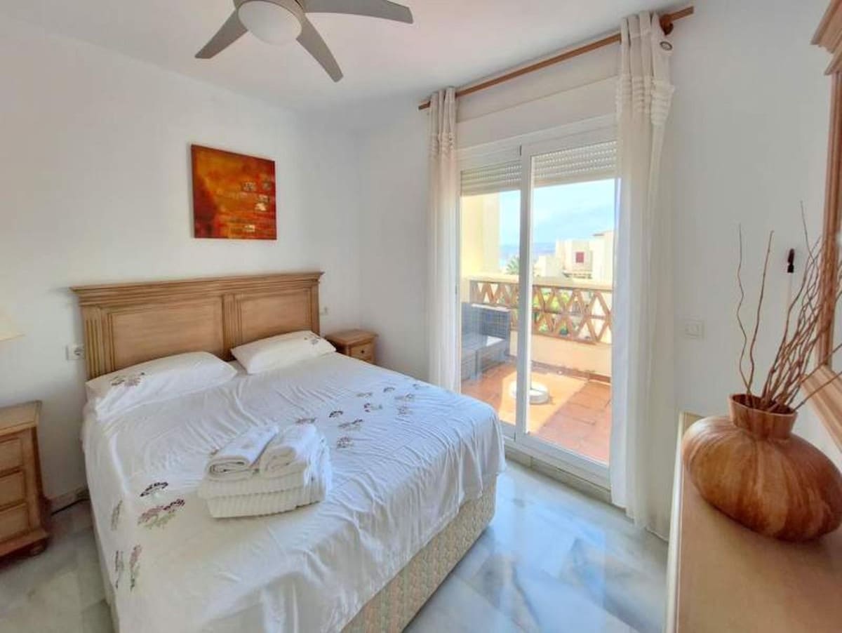 3 soverom Penthouse til salgs i Casares - € 325 000 (Ref: 9386836)