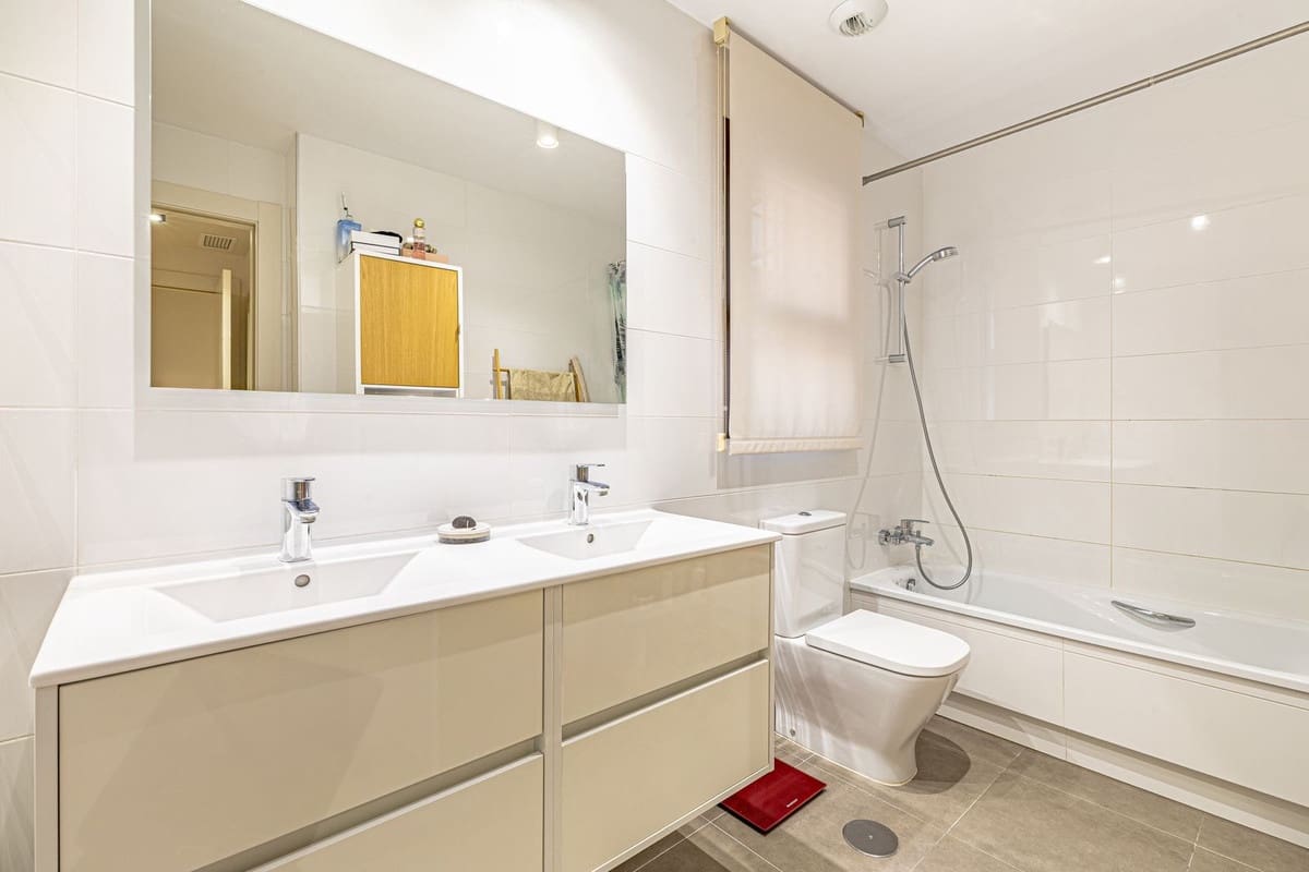 Apartamento de 3 habitaciones en Benalmádena en venta - 458.000 € (Ref: 9386837)