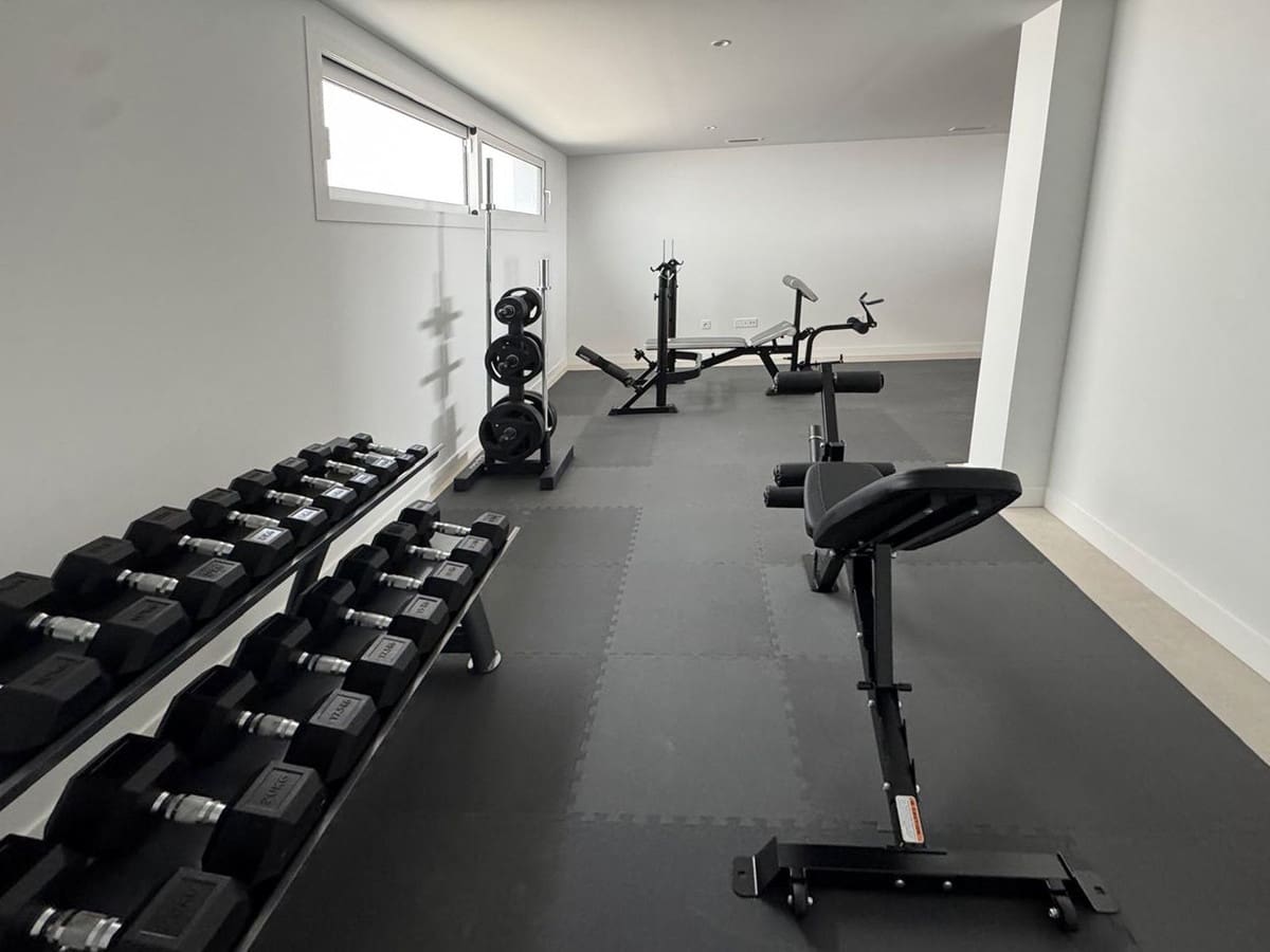 6 bedroom Villa for sale in Mijas - € 2,450,000 (Ref: 9386838)