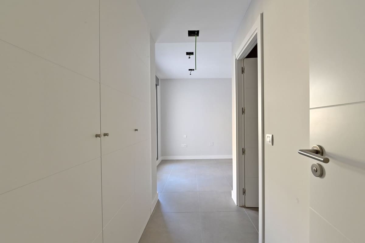 3 soveværelse Lejlighed til salg i Benalmadena - € 550.000 (Ref: 9386839)