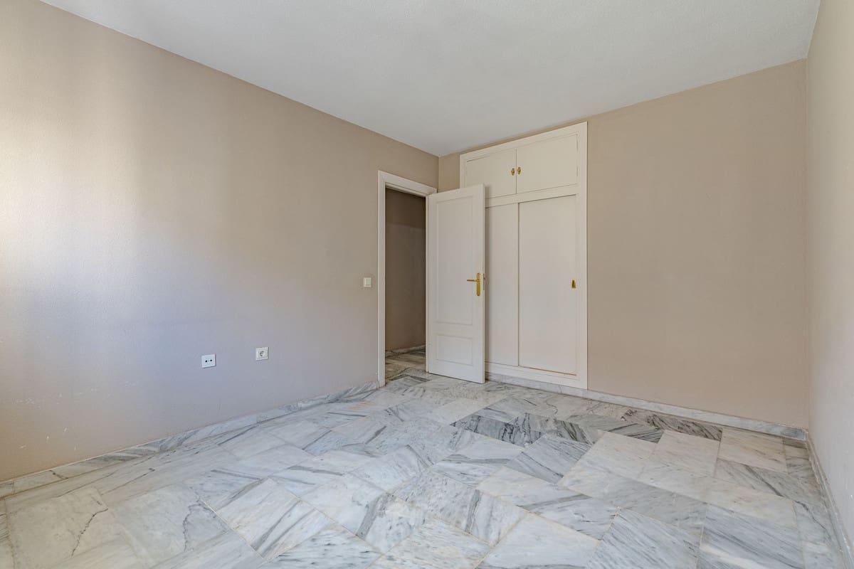 2 makuuhuone Huoneisto myytävänä paikassa Fuengirola - 310 000 € (Ref: 9386840)