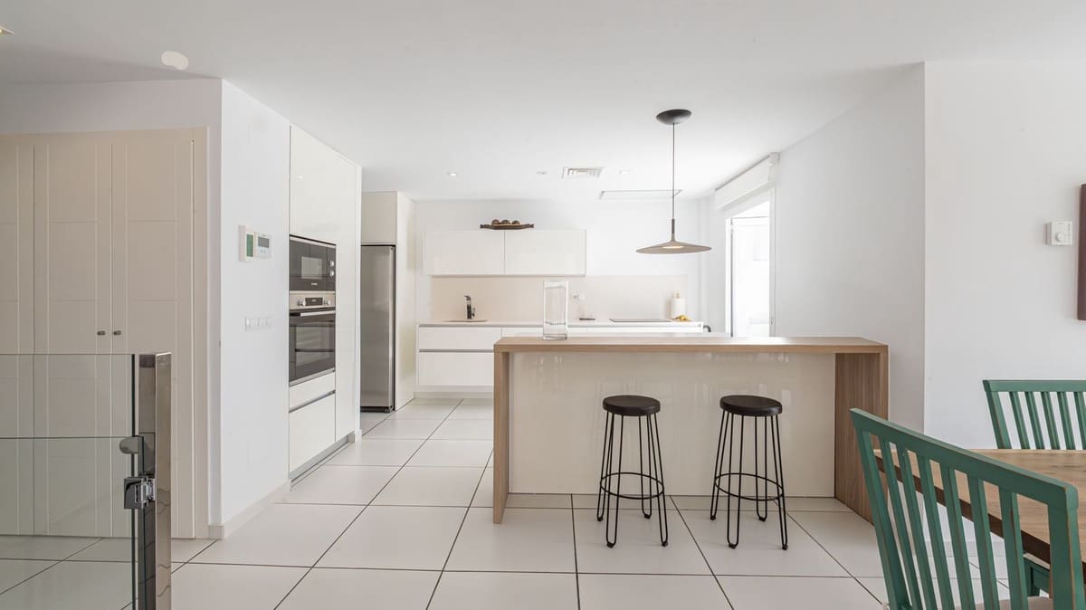 4 makuuhuone Huvila myytävänä paikassa Benalmadena - 1 150 000 € (Ref: 9386841)