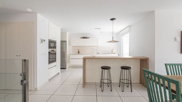 4 sypialnia Willa na sprzedaż w Solymar, Benalmádena - 1 150 000 € (Ref: 9386841)