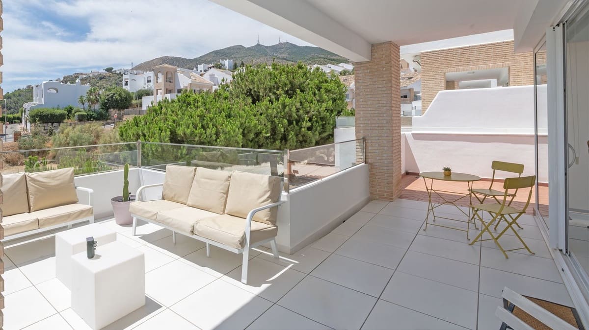 4 makuuhuone Huvila myytävänä paikassa Benalmadena - 1 150 000 € (Ref: 9386841)