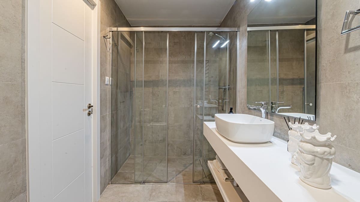 4 makuuhuone Huvila myytävänä paikassa Benalmadena - 1 150 000 € (Ref: 9386841)