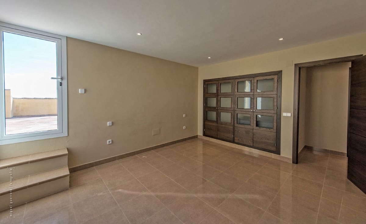 4 sypialnia Willa na sprzedaż w Benalmadena - 2 200 000 € (Ref: 9386844)