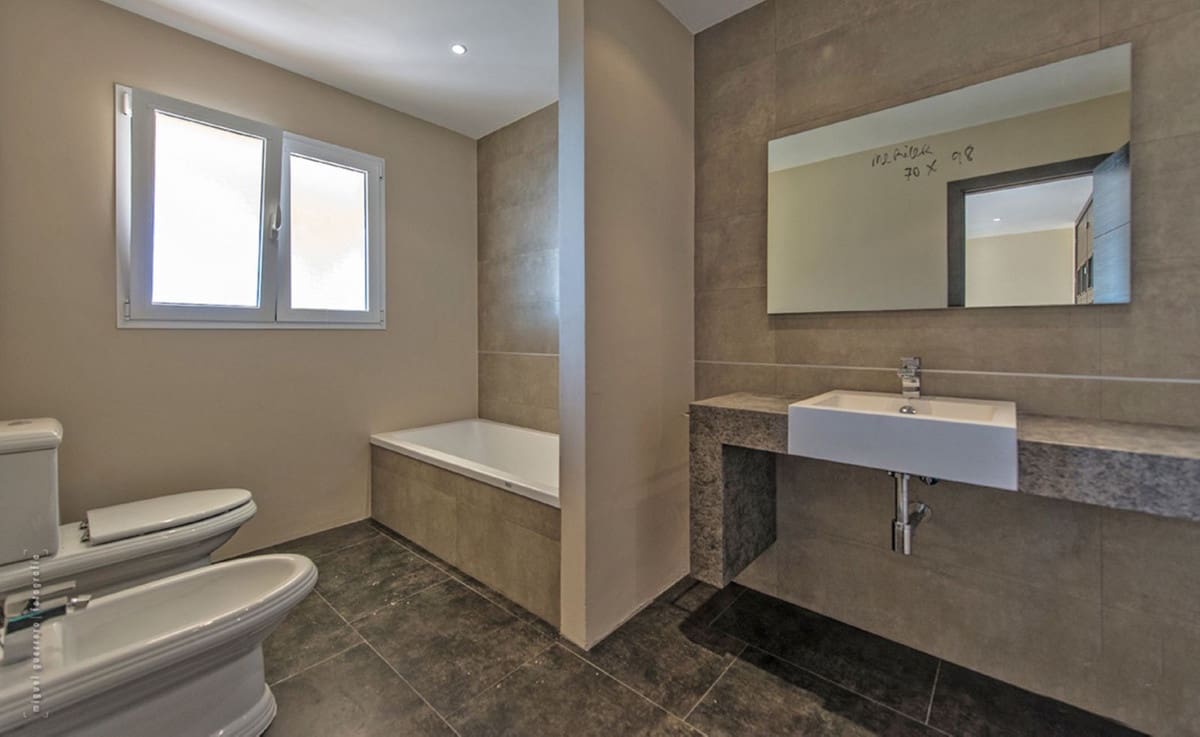 4 sypialnia Willa na sprzedaż w Benalmadena - 2 200 000 € (Ref: 9386844)