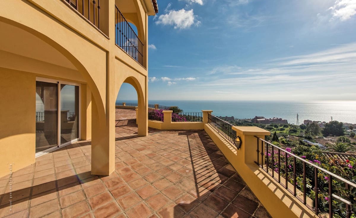 4 soverom Villa til salgs i Benalmadena - € 2 200 000 (Ref: 9386844)