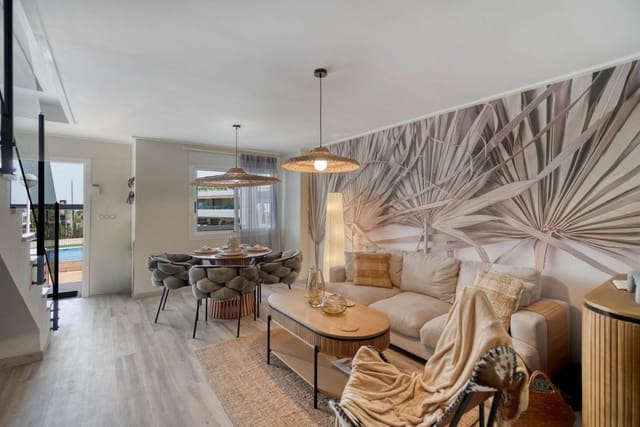 3 bedroom Townhouse for sale in Los Balcones - € 279,000 (Ref: 9413296)