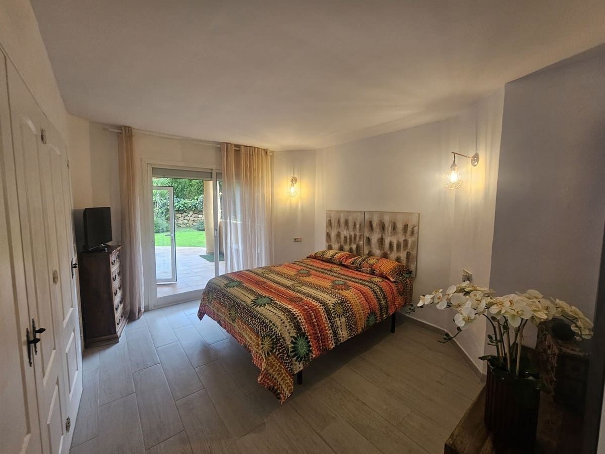 Apartamento de 4 habitaciones en Calahonda en venta - 419.500 € (Ref: 9413299)