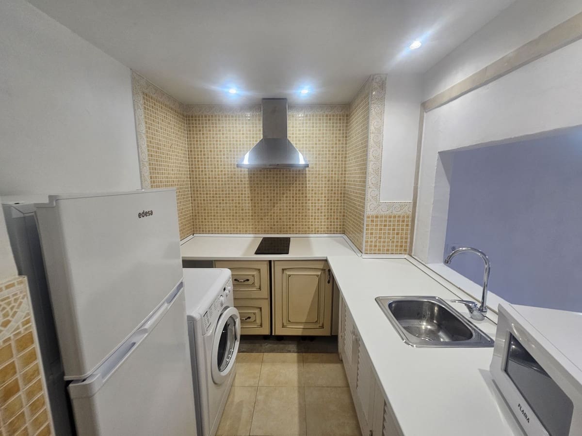 Apartamento de 4 habitaciones en Calahonda en venta - 419.500 € (Ref: 9413299)