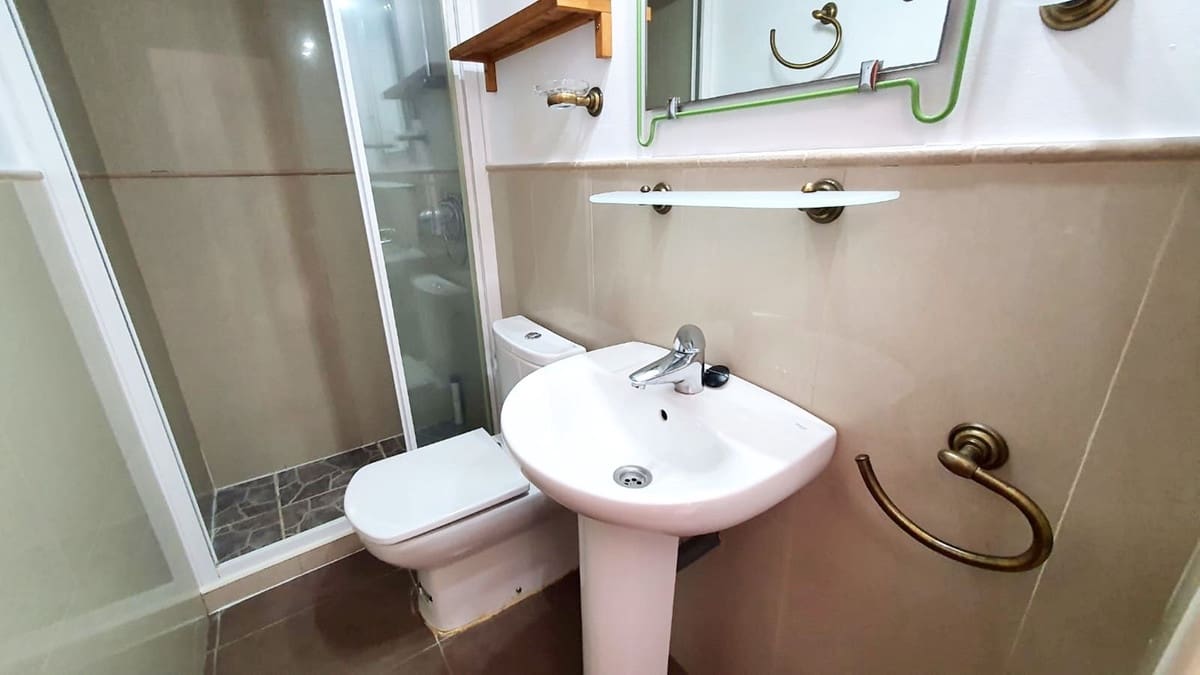 Apartamento de 3 habitaciones en Fuengirola en venta - 450.000 € (Ref: 9413300)