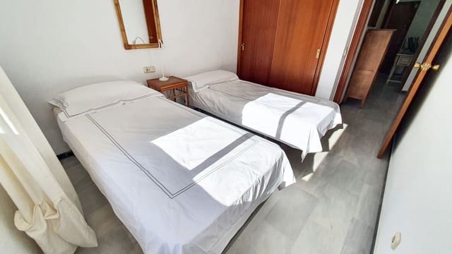 3 soveværelse Lejlighed til salg i Castillo Sohail, Fuengirola - € 450.000 (Ref: 9413300)