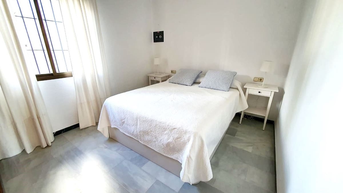 Apartamento de 3 habitaciones en Fuengirola en venta - 450.000 € (Ref: 9413300)