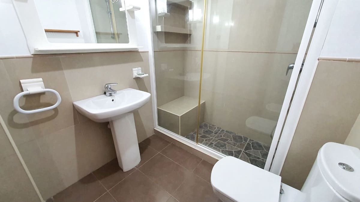 Apartamento de 3 habitaciones en Fuengirola en venta - 450.000 € (Ref: 9413300)