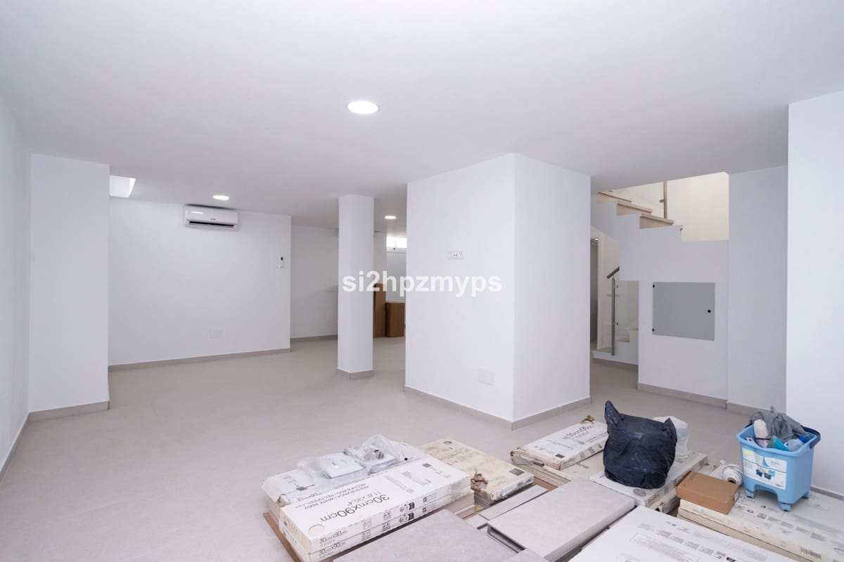 4 bedroom Villa for sale in Nerja - € 865,000 (Ref: 9413301)