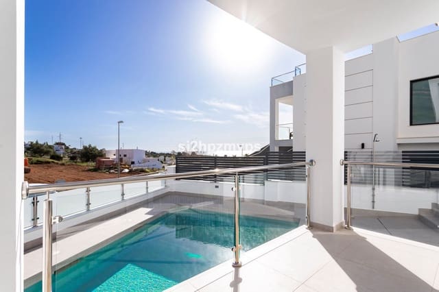 4 soverom Villa til salgs i Capistrano, Nerja - € 865 000 (Ref: 9413301)
