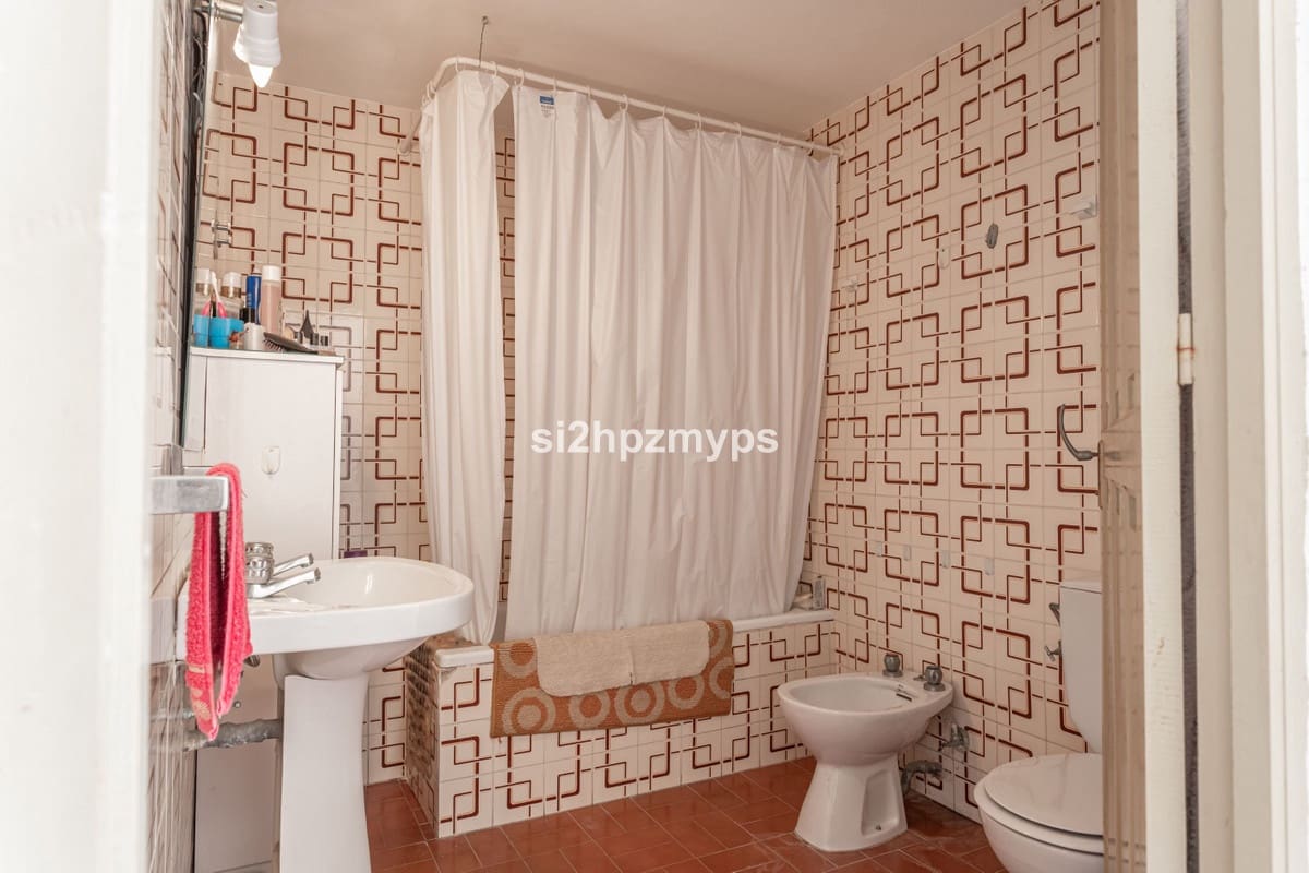 4 soveværelse Byhus til salg i Nerja - € 950.000 (Ref: 9413302)