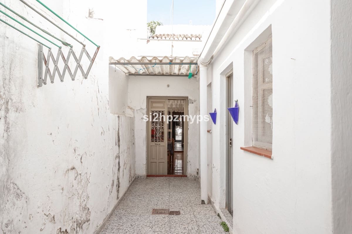 4 sovrum Hus till salu i Nerja - 950 000 € (Ref: 9413302)