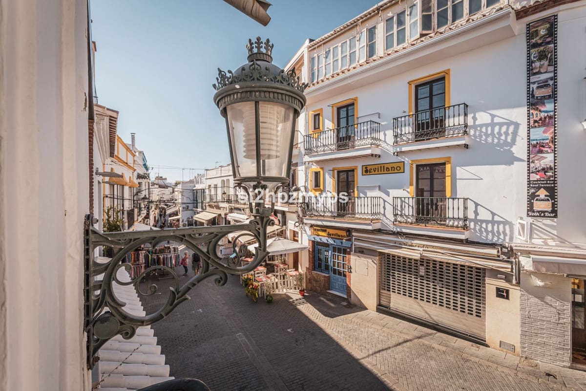 4 sovrum Hus till salu i Nerja - 950 000 € (Ref: 9413302)