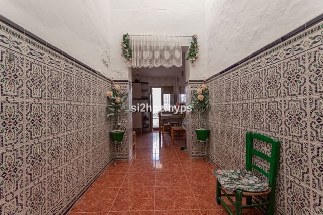 4 makuuhuone Omakotitalo myytävänä paikassa Capistrano, Nerja - 950 000 € (Ref: 9413302)