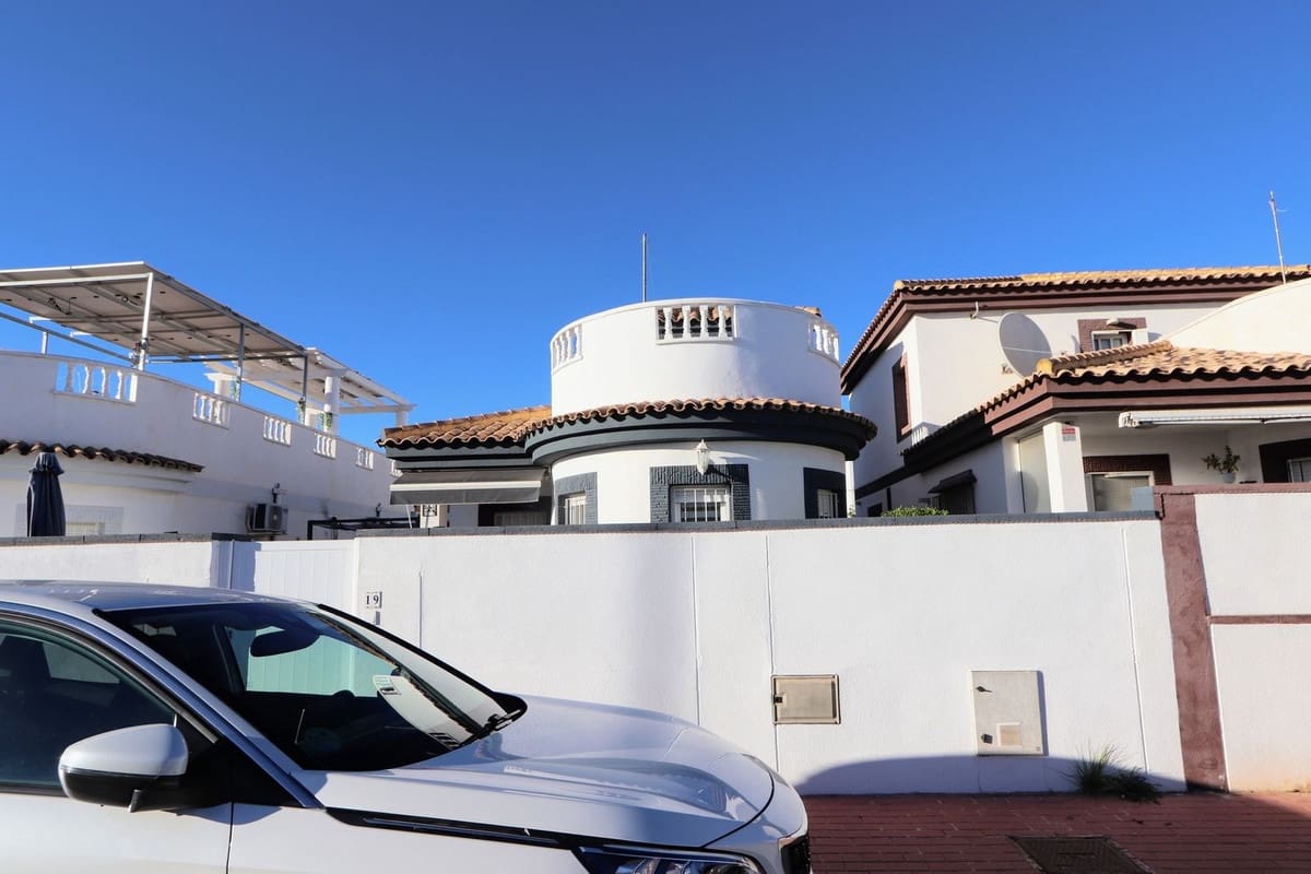 Chalet de 3 habitaciones en Sucina en venta - 220.000 € (Ref: 9413304)