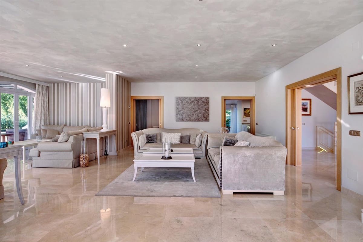 6 sypialnia Willa na sprzedaż w Guadalmina - 3 250 000 € (Ref: 9413308)